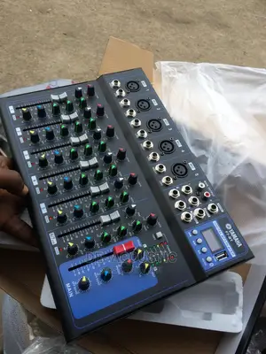 Yamaha Professional 7 Channel Mixer With Usb and Bluetooth