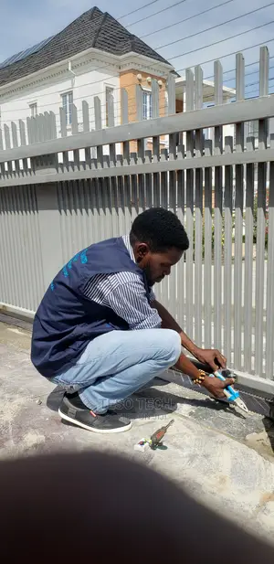 Motorized Sliding Gate With Machine Automation By Teso Tech