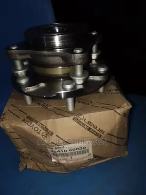 Complete Front Hub With Bearing Gx470