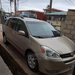 Car Hire Services Sienna