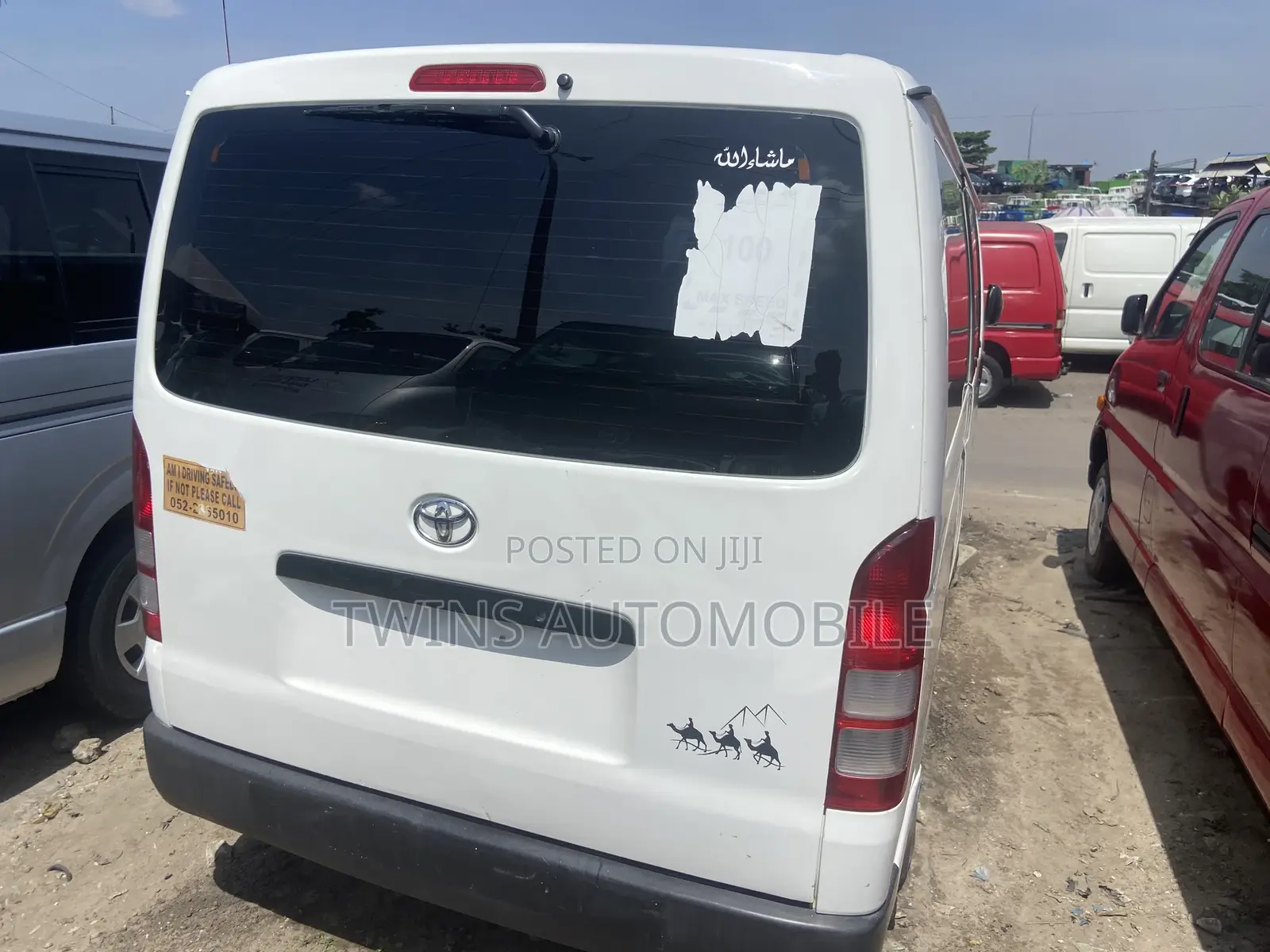 Toyota HiAce 2011 White