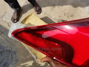 Right Side Rear Light Toyota Avalon 2022