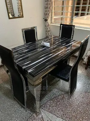 Marble Dining Table 4 Seaters