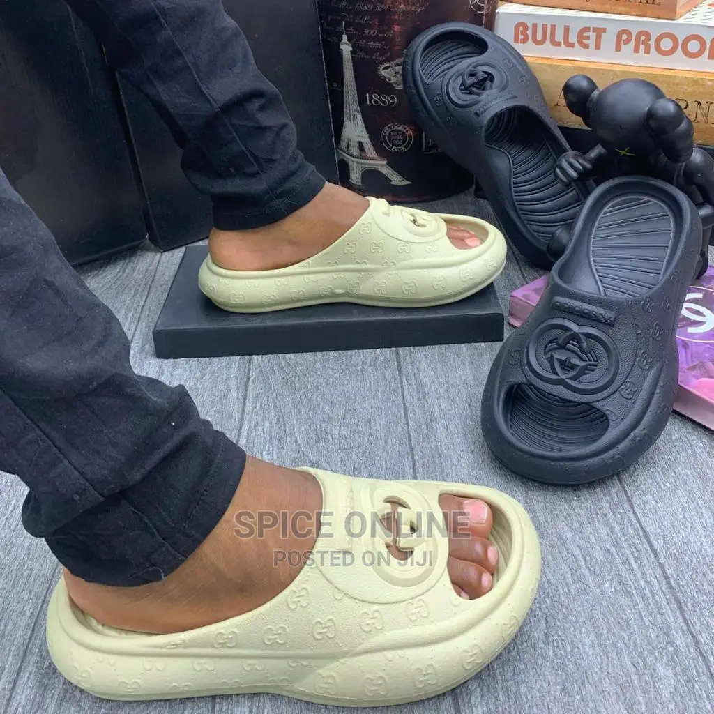 Vvip: Gucci Crocs