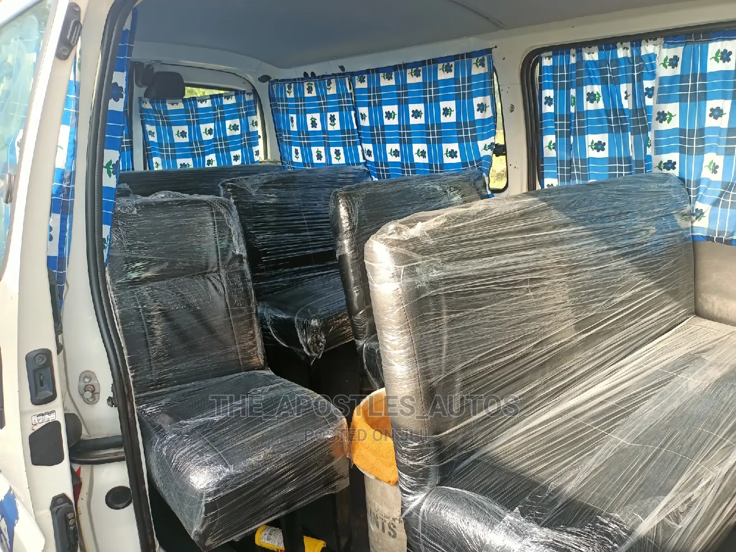 Toyota HiAce 2005 White