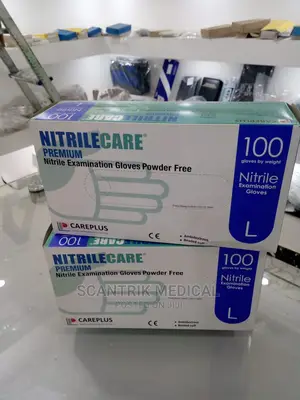 Medical White Latex Powdered Gloves