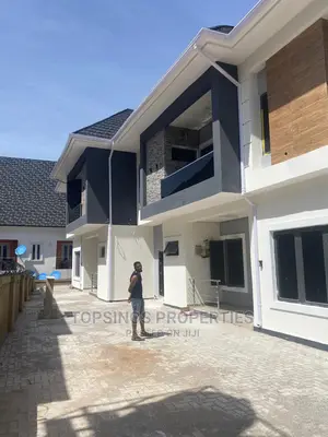 2bdrm Block of Flats in Dawaki for rent