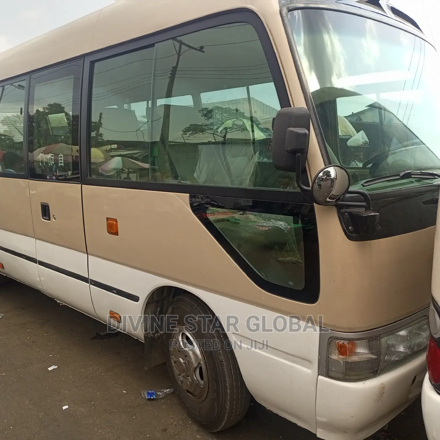 Toyota Coaster 2012 Gold
