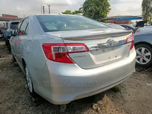 Toyota Camry 2014 Silver