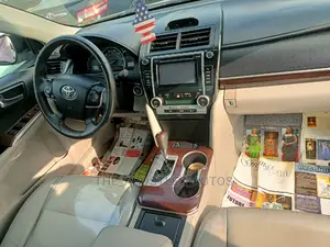 Toyota Camry 2014 Silver