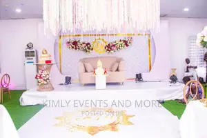 Intimate Wedding Decor