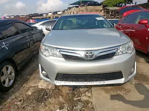Toyota Camry 2012 Silver