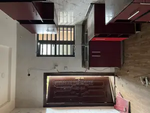 Furnished 3bdrm Block of Flats in Surulere for rent