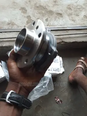Bmw Front Hub X5 E70 2011