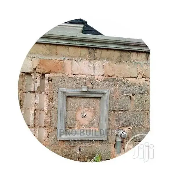 Artwork, Pop and Precast Parapet
