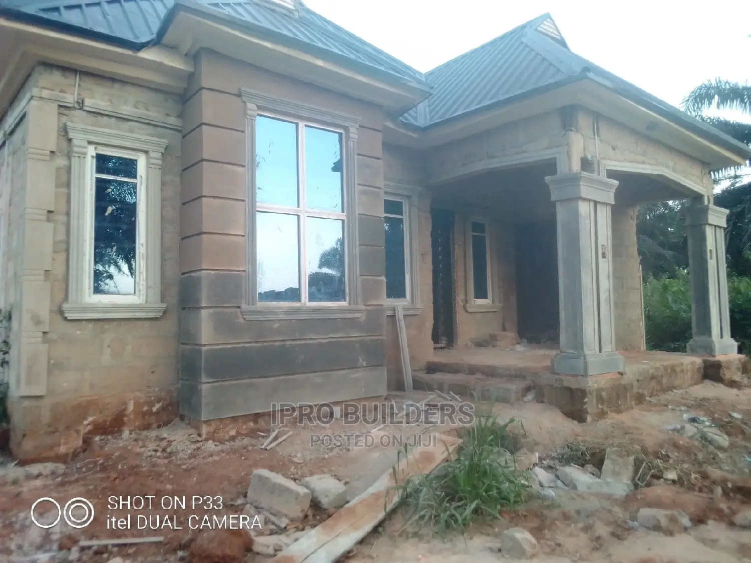 Artwork, Pop and Precast Parapet