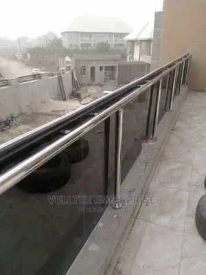 Glass Balcony Handrail