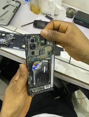 Phone And Laptop Repairs