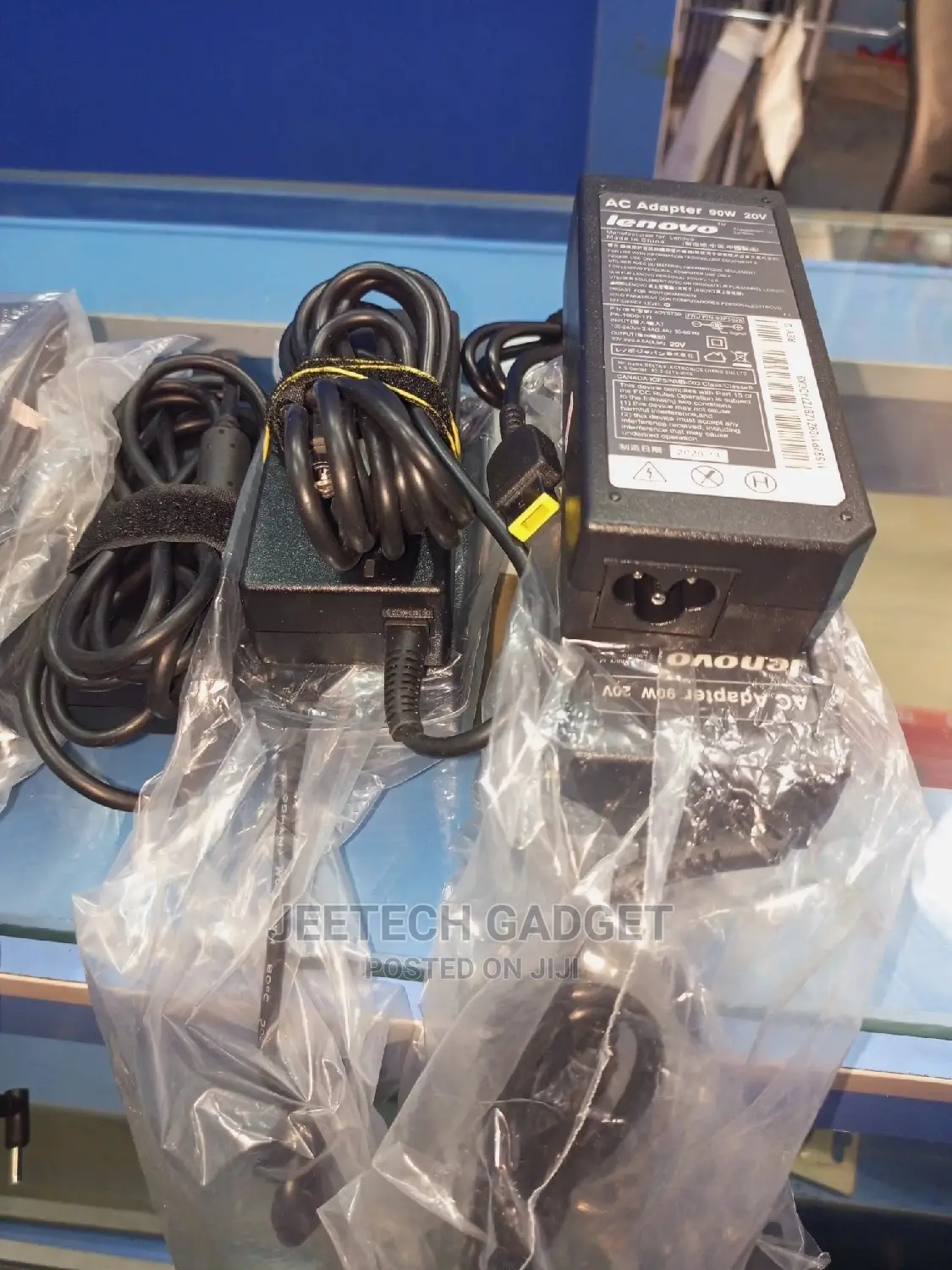 90watt Lenovo USB Follow Come Laptop Charger