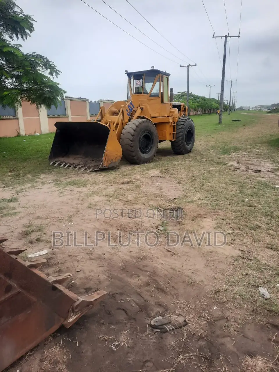 Payloader Caterpillar Machine