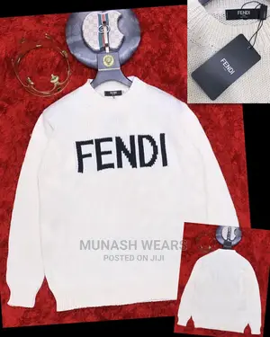 Luxury Fendi Swirstshirt