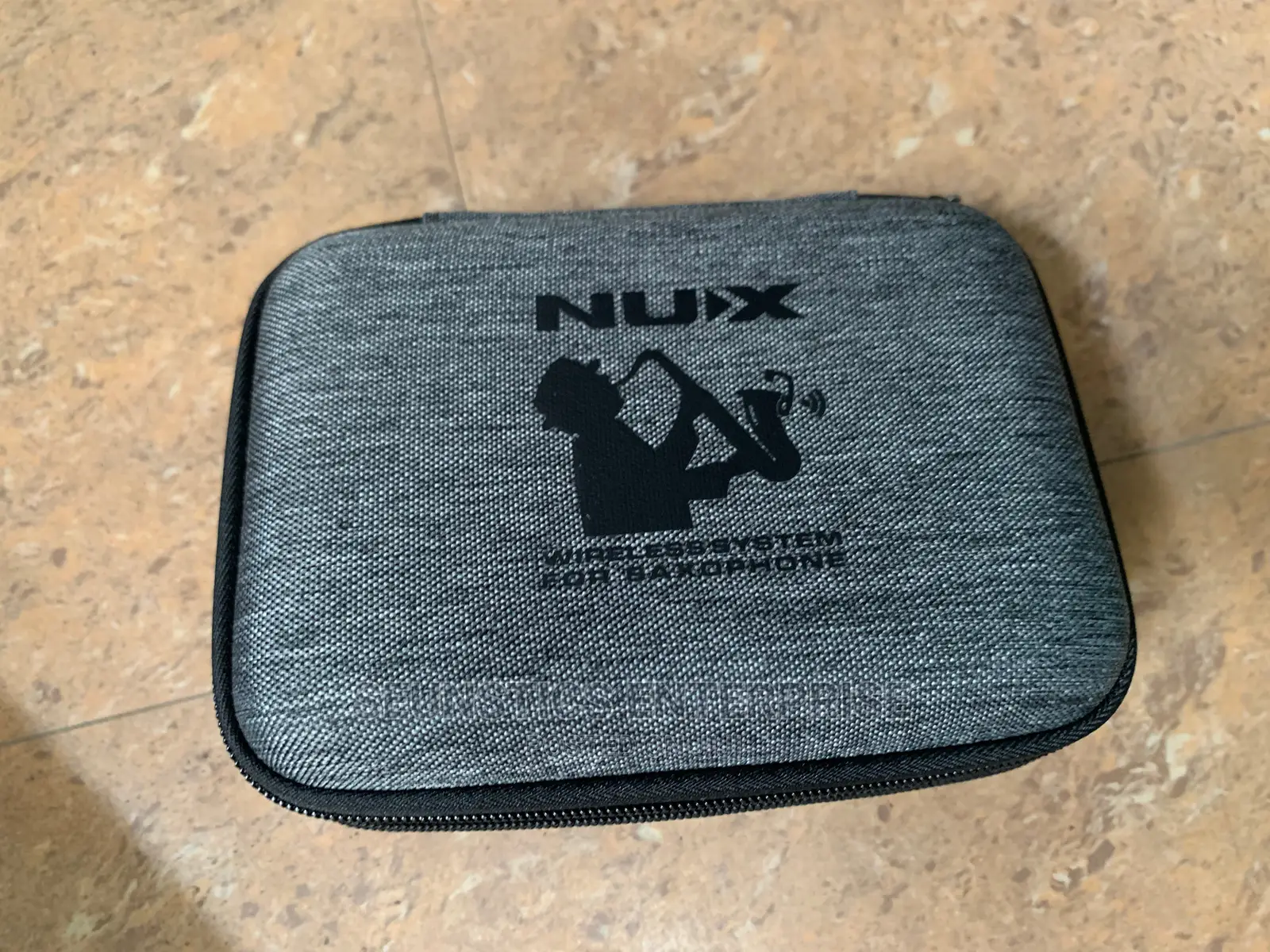Original Nux B-6 Wireless System for Saxophone