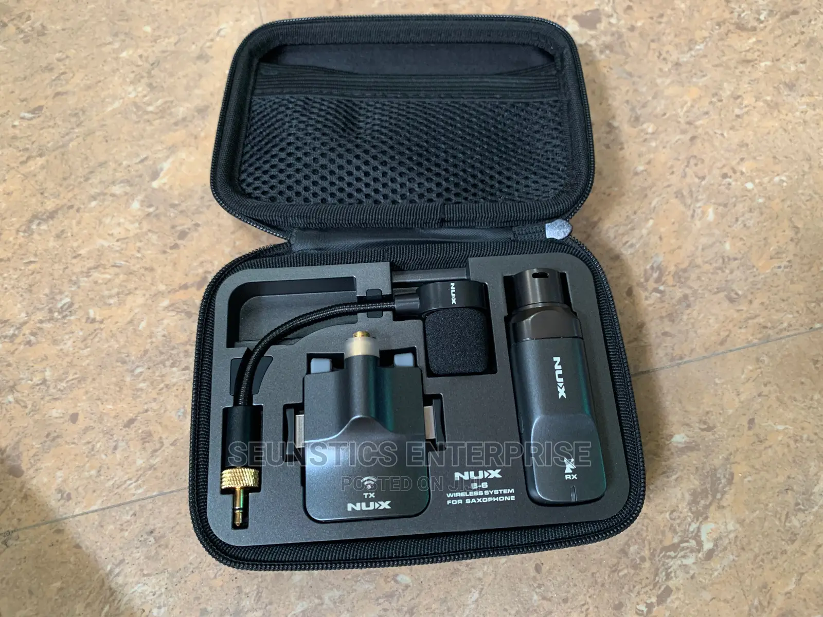 Original Nux B-6 Wireless System for Saxophone
