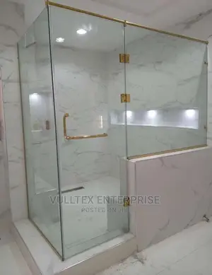 10mm Tampered Glass Shower Cubicle
