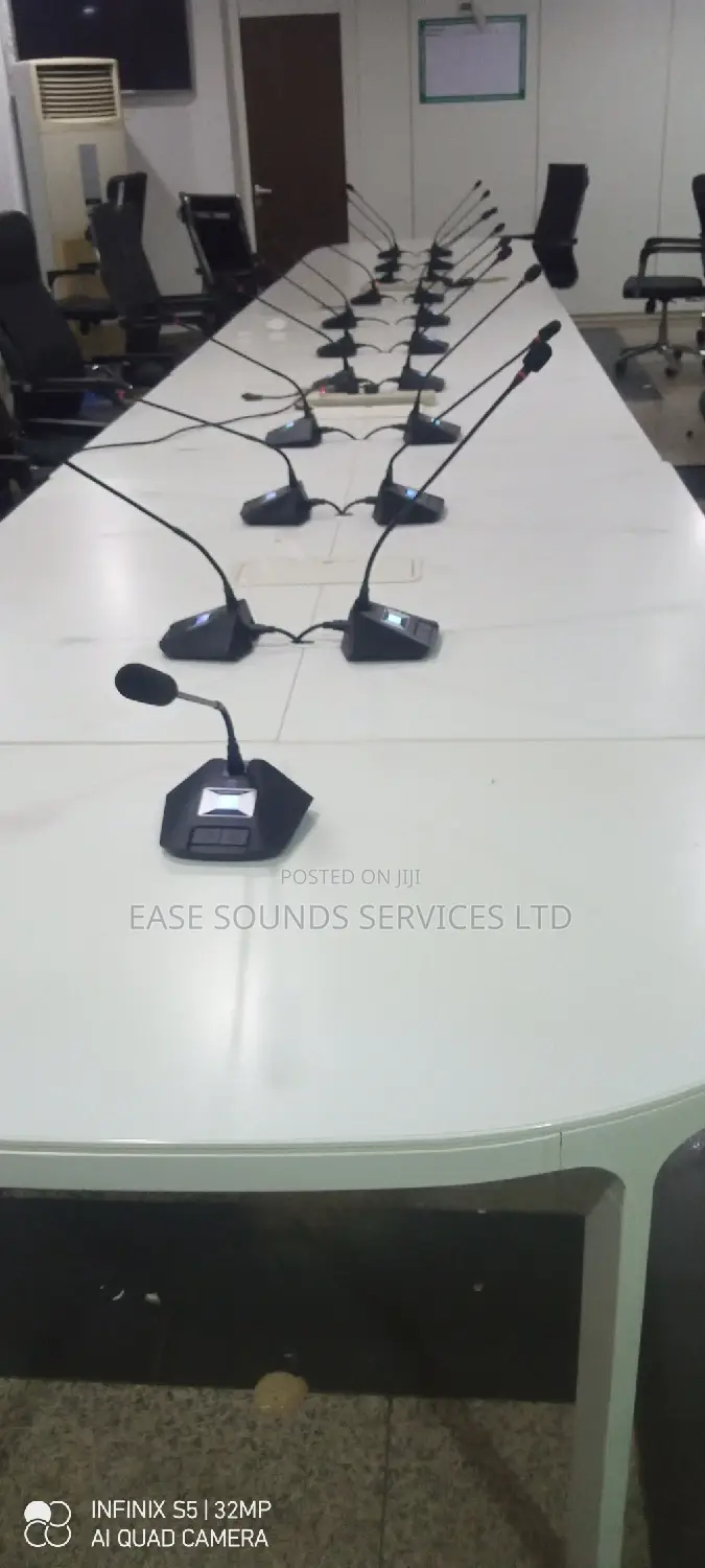 8in1 Wireless Conference Microphone