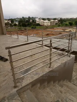 Lining Stainless Steel Rail