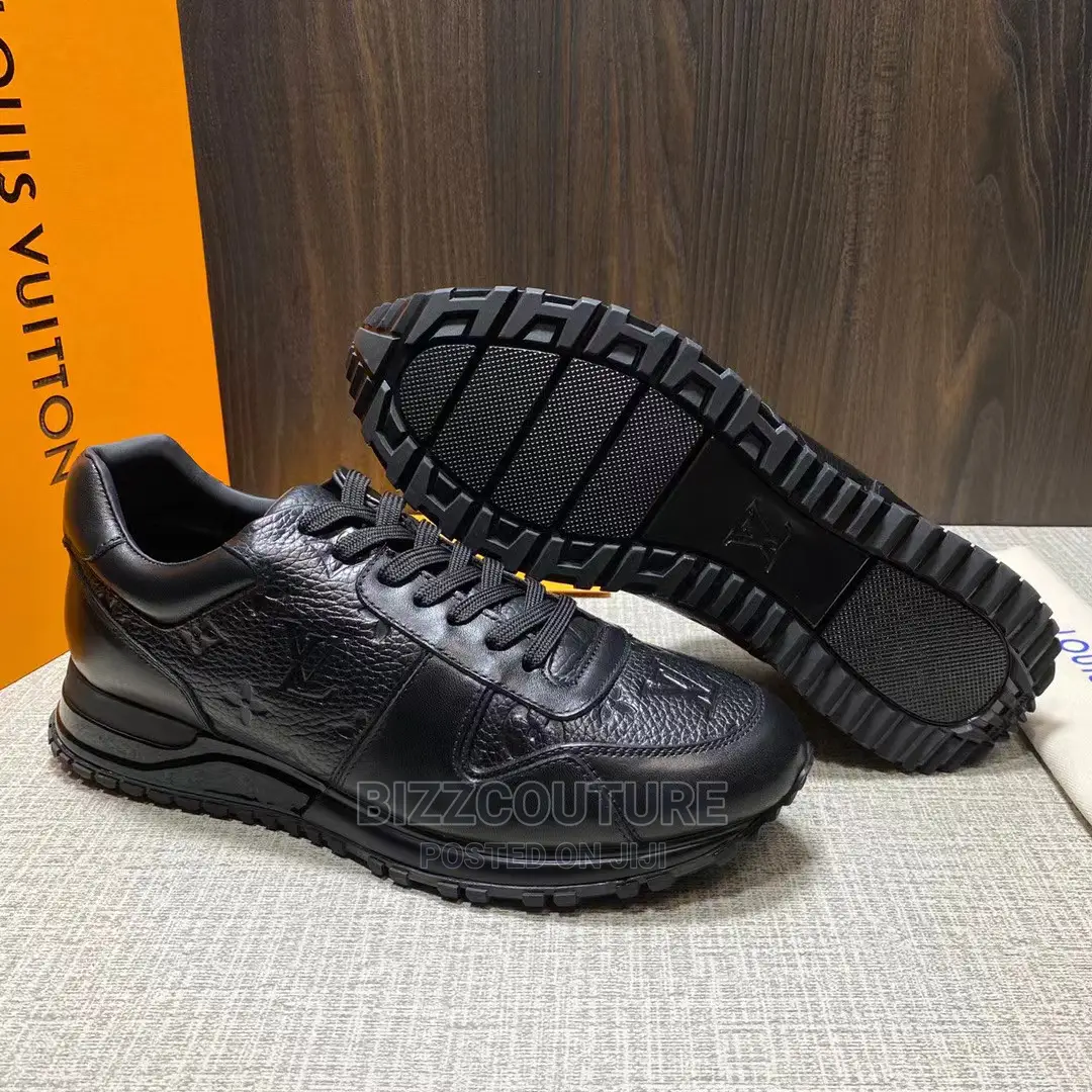 High Quality LOUIS VUITTION Sneakers Available