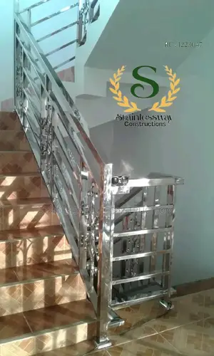 Photo - Square Pipe Stainless Handrail
