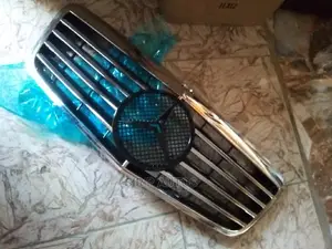 W211 Front Grill