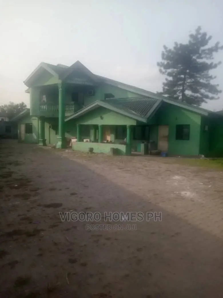 Furnished 10bdrm Mansion in PortHarcourt for Sale in PortHarcourt