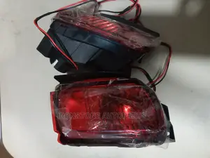 Rear Bumper Reflector / Light - Landcruiser Prado 2020