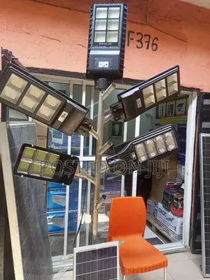 Solar All in One 200W 4 Eyes Street Light