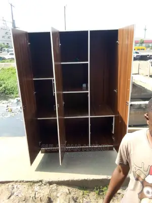 Home Wardrobe 4feet by 6feet