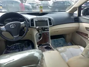 Toyota Venza V6 AWD 2010