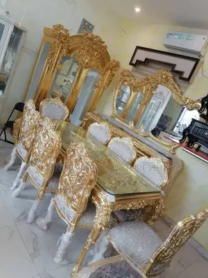 Royal Dining Tables