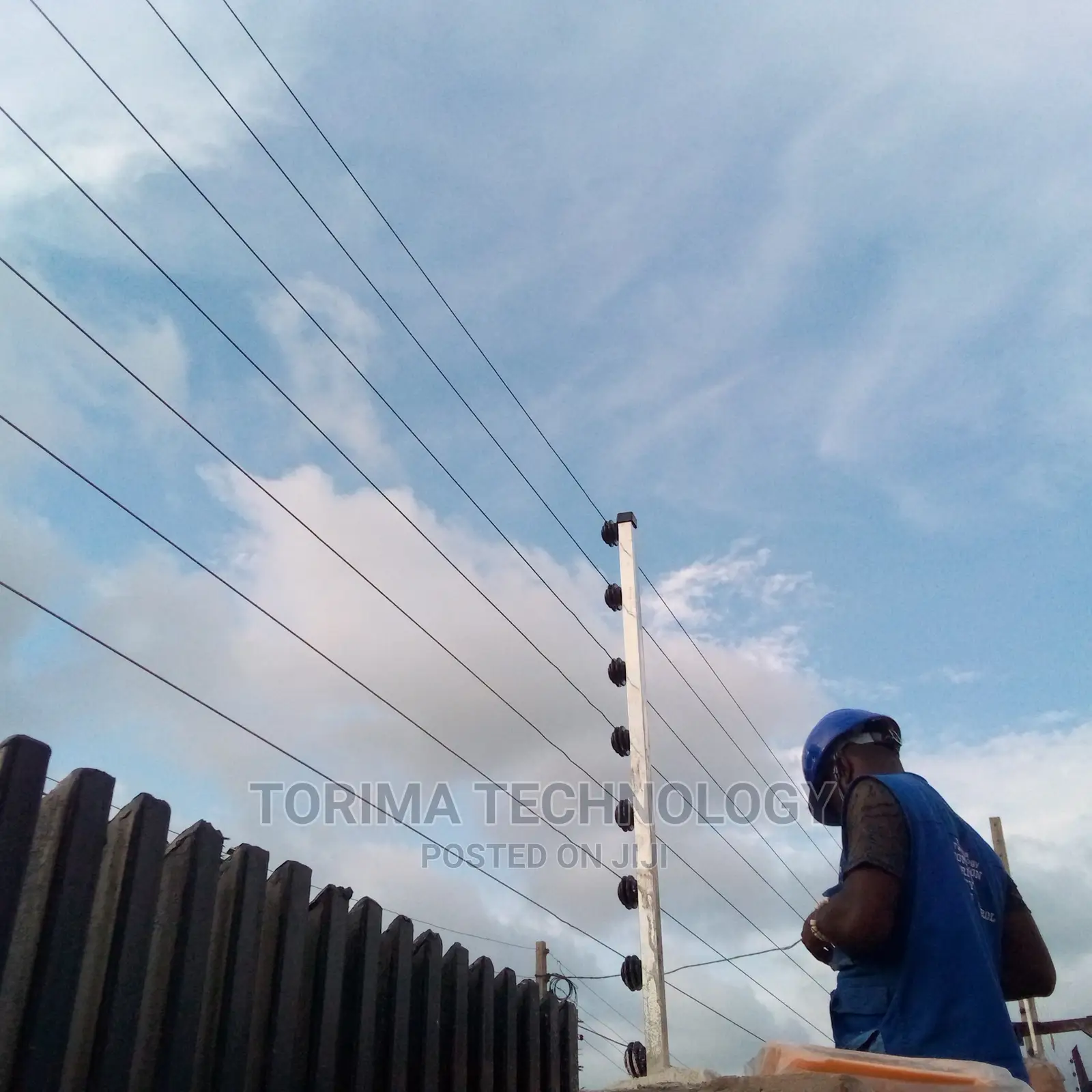 Install Solar Powered Perimeter Security