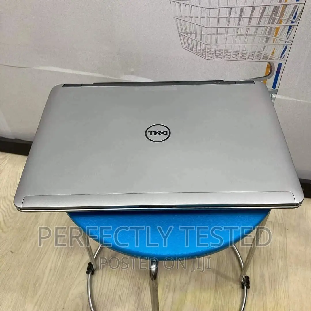 Laptop Dell Latitude E6440 4GB Intel HDD 500GB
