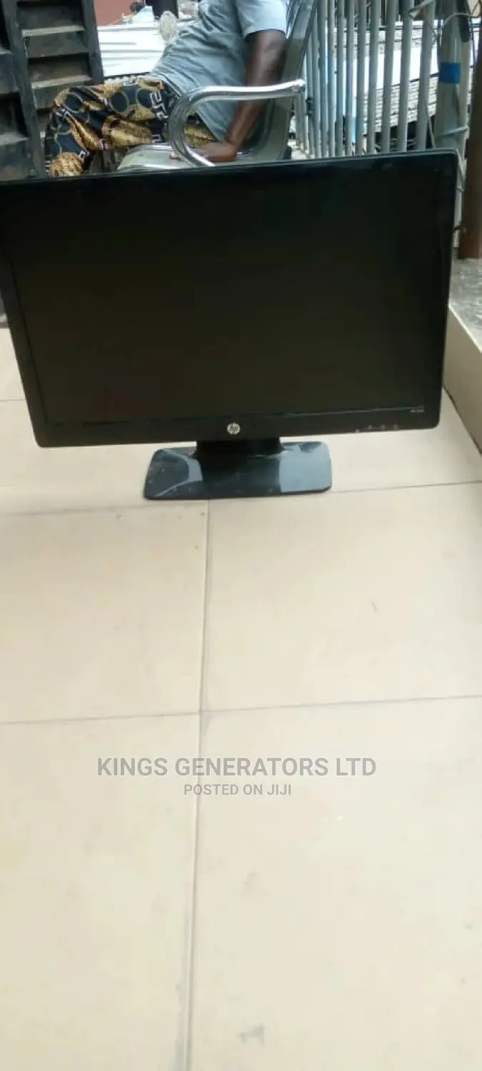 Neatly Used HP 25inches Monitor.