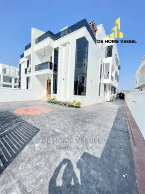 5bdrm Duplex in Osapa London for Sale