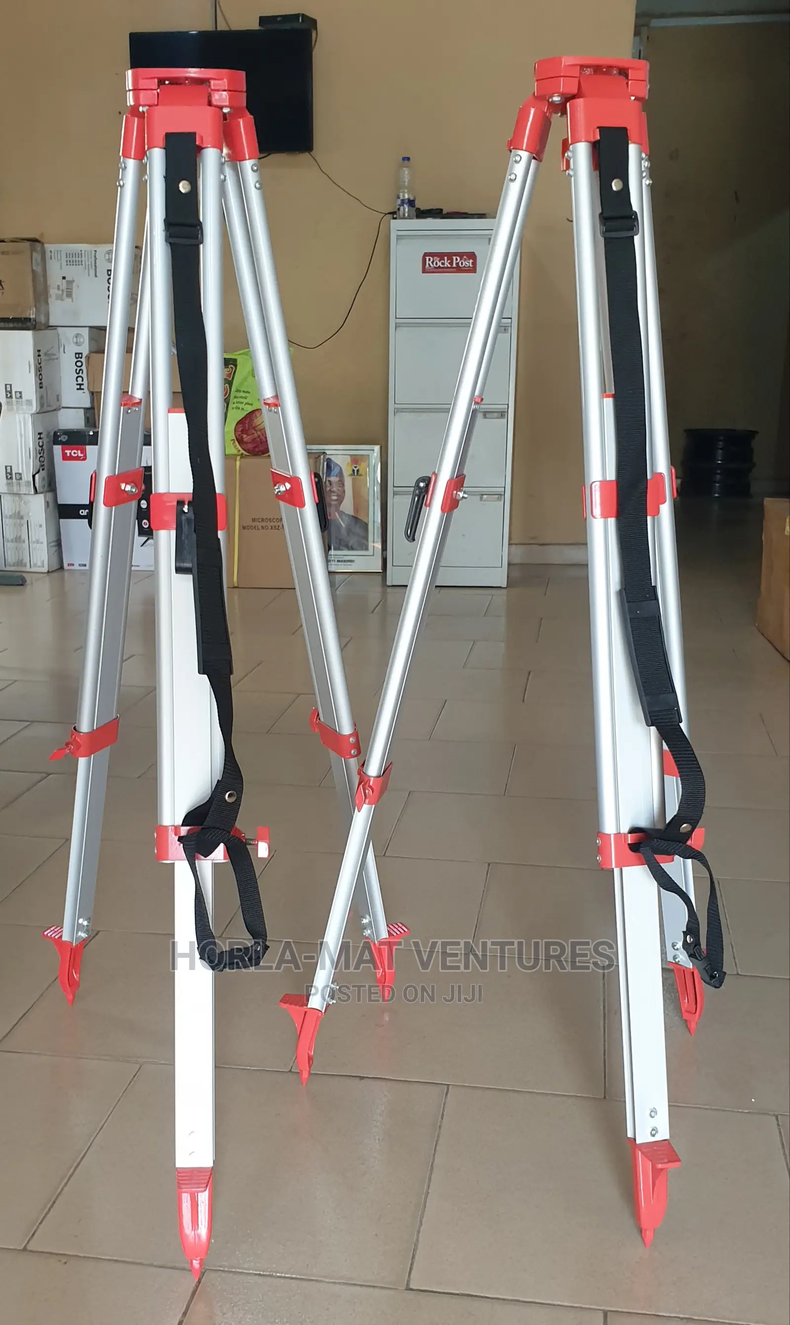 Aluminium Tripod (Double Lock) (Small Size)