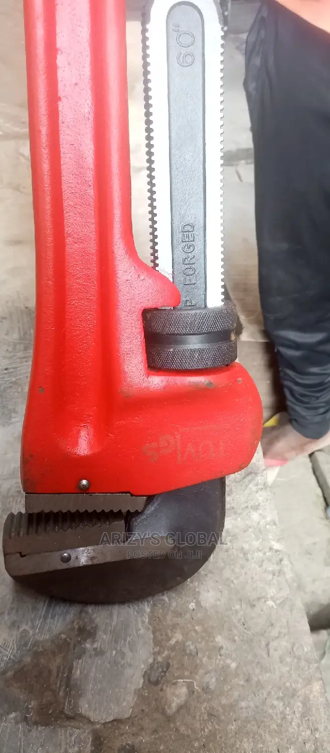 Pipe Wrench