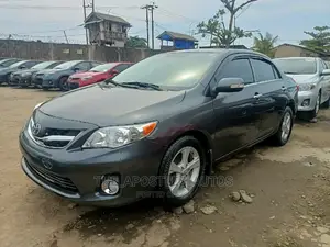Toyota Corolla 2013 Gray