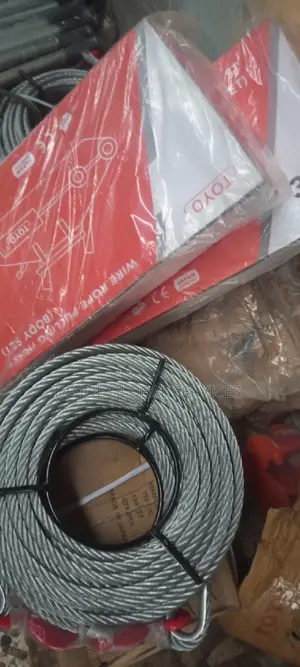 Wire Rope Pulling Hoist 3.2 Tons Complete With Accessories