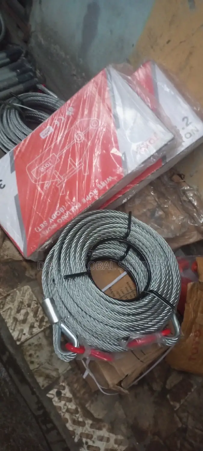 Wire Rope Pulling Hoist 3.2 Tons Complete With Accessories