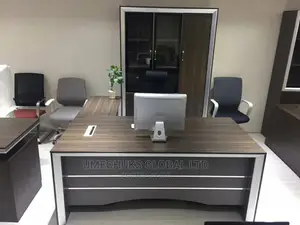 1.6m Execution Office Table