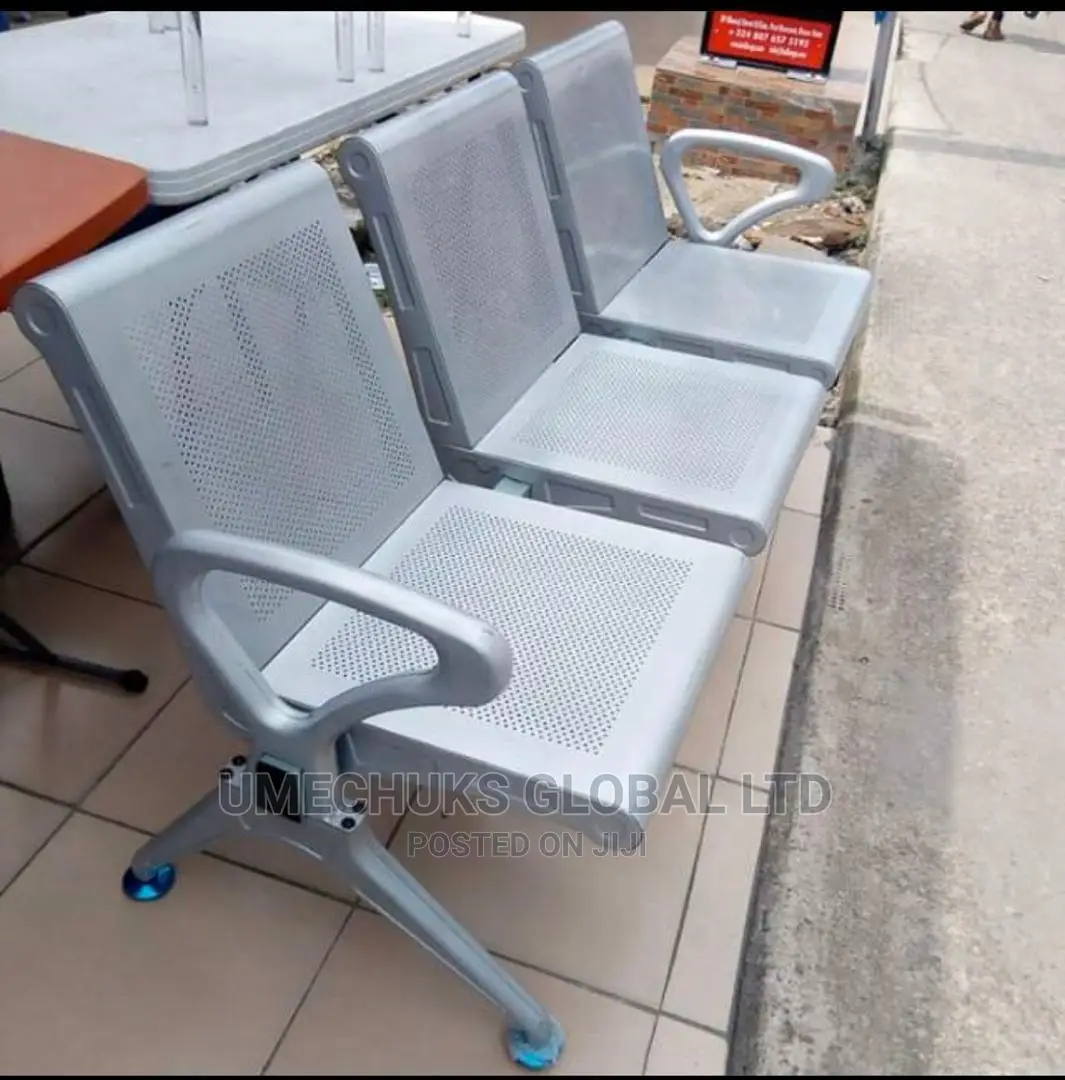 Executive Airport Bench